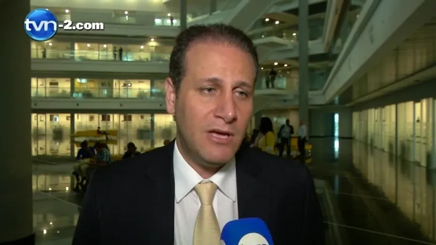 Vuelve a la palestra pública la polémica ley blindaje para los diputados