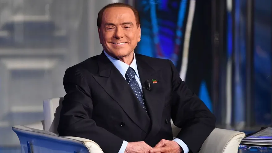 Berlusconi podría adquirir el club de tercera división de Monza, dice la prensa | Agencias