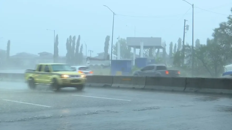 Sinaproc: Lluvias dejan vías inundadas, casas afectadas y una víctima en San Miguelito