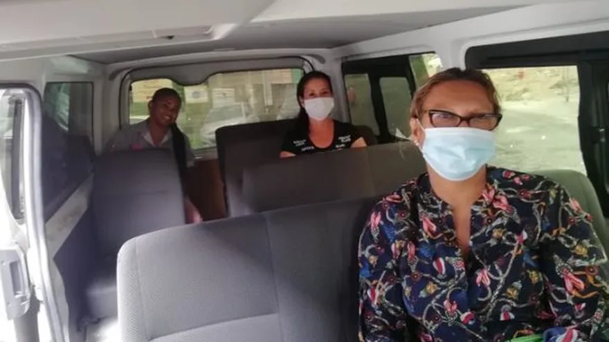 Alcaldía brinda transporte gratuito a personal de las Casas de Justicia Comunitaria de Paz. Foto/Alcaldía de Panamá