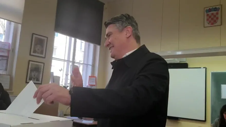 Milanovic ganó las elecciones presidenciales en Croacia