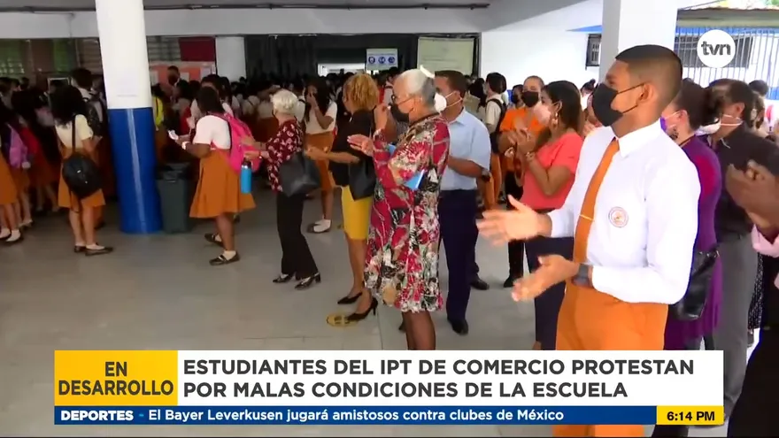 Docentes y estudiantes del IPT de Comercio de Bethania se declararon en paro