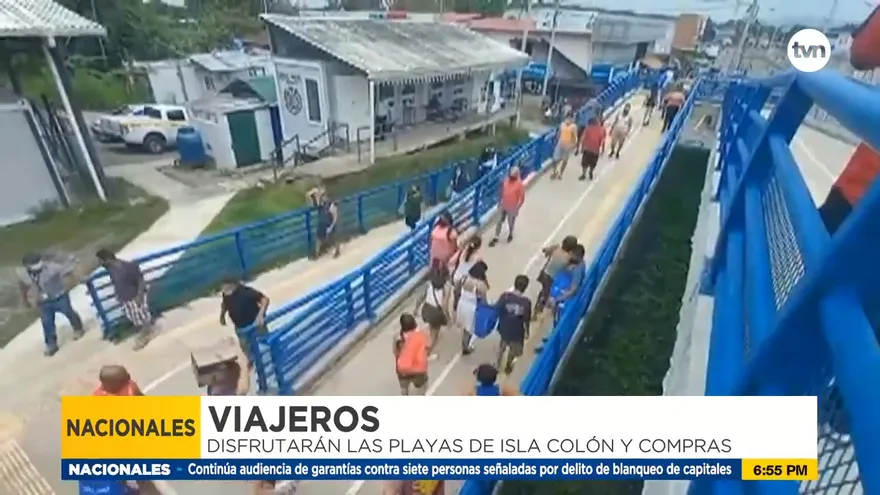 Largas filas en la sector fronterizo de Guabito