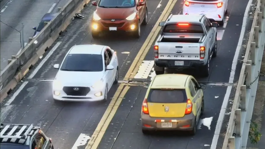 Mantenimiento de puentes en ciudad de Panamá.