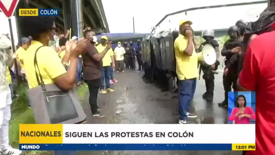 Educadores protestan en Colón