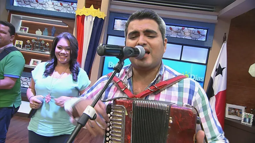 Artista invitado Jonathan Chavez