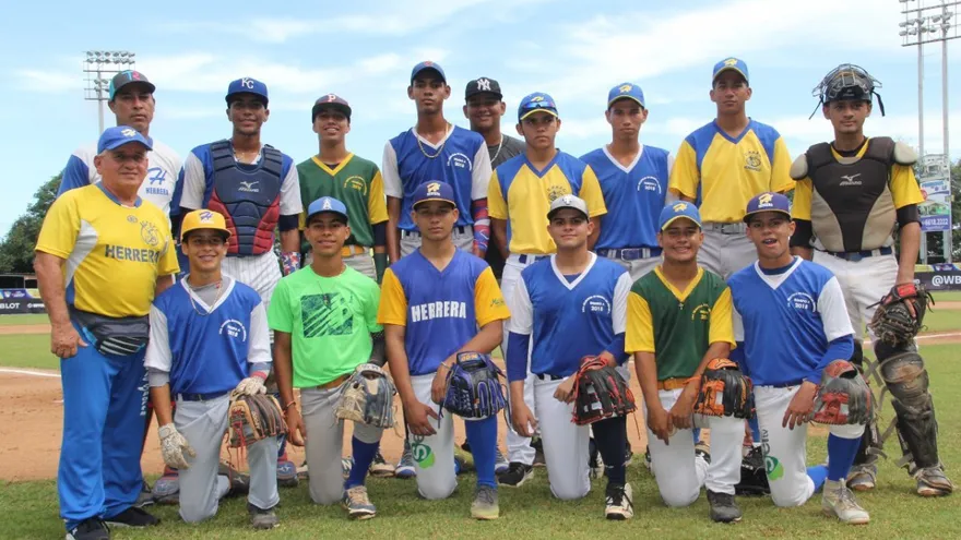Equipo de Herrera, listo para jugar en béisbol de Juegos Codicader