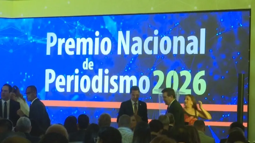 Fórum de Periodistas resalta la valentía del ejercicio periodístico en aniversario número 30