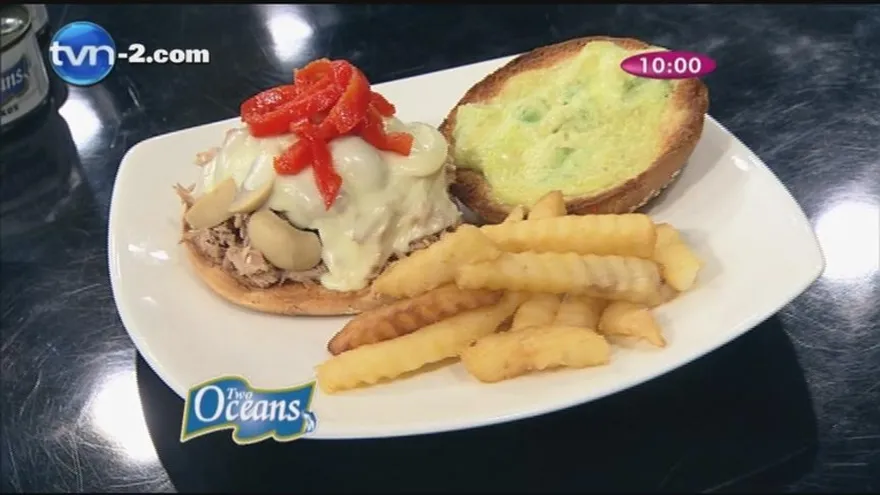 Hamburguesa de atún apanado