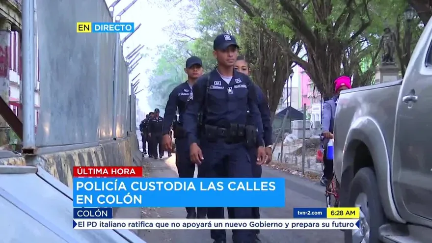 Policía custodia las calles en Colón