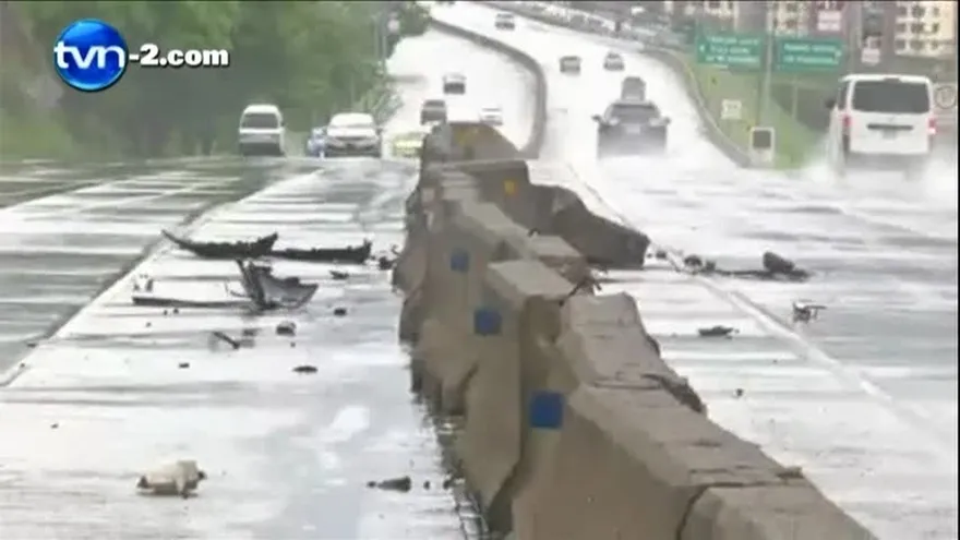 Auto se accidenta en Corredor Norte