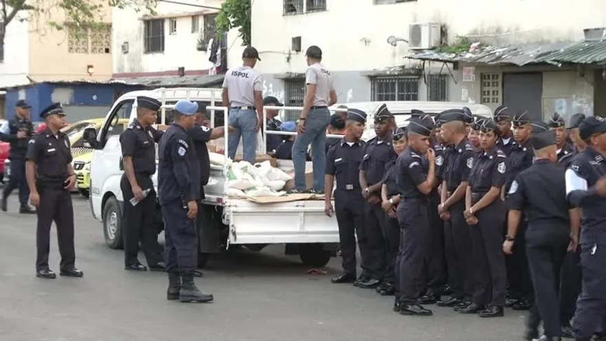 La patrulla de la Navidad llegó a Barraza