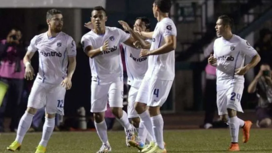 Rolando Blackburn regresó a la senda del gol