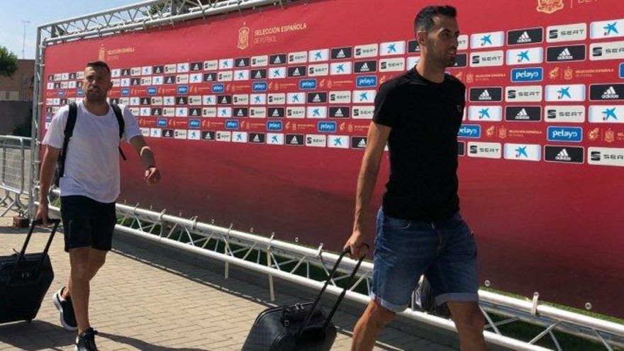 Vuelven Alba y Busquets a los entrenamientos; sin noticias de Messi y Suárez