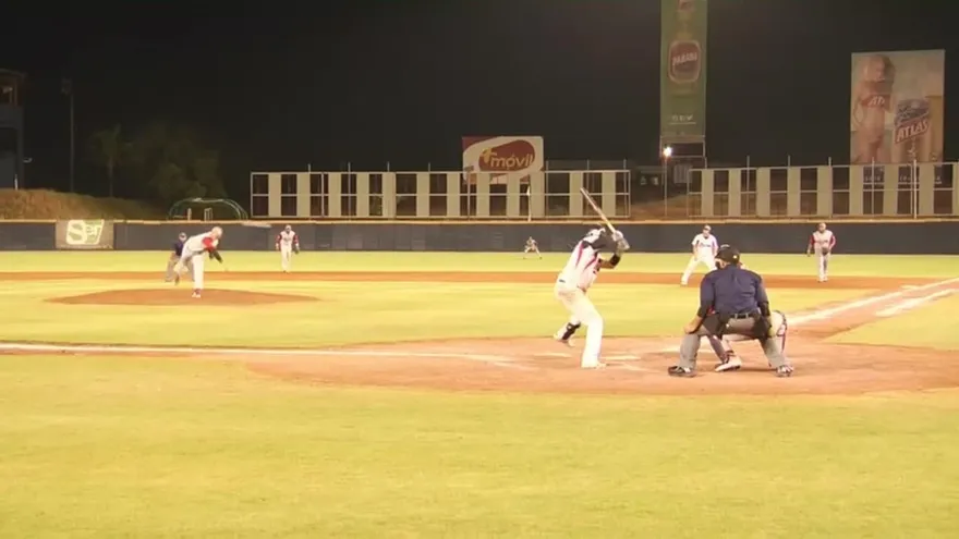 Los Caballos de Coclé vencieron 6-5 a las Águilas Metropolitanas