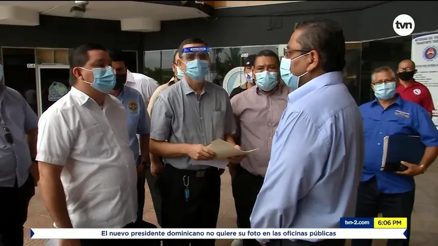 Se mantiene la decisión de circulación de taxis por pares y nones