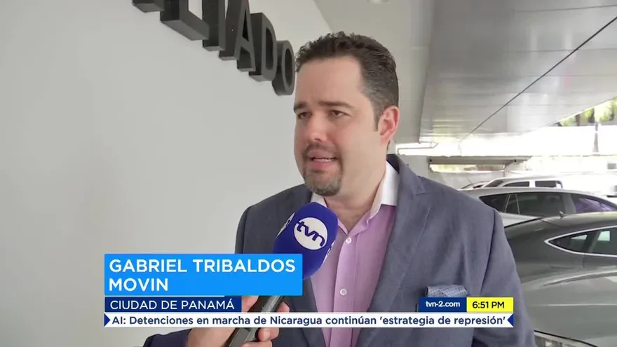 Contratación de abogados genera cuestionamientos