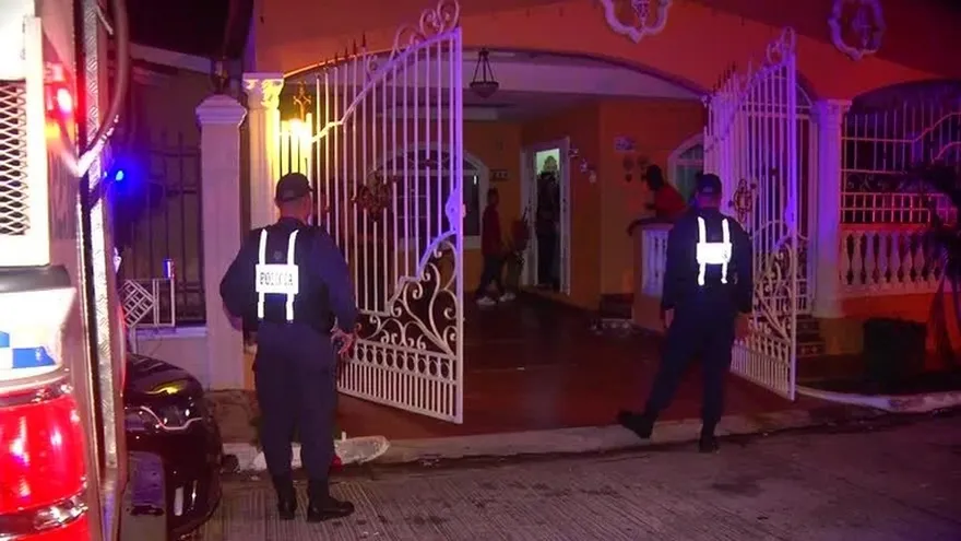 Retienen a menores que participaban en fiesta clandestina