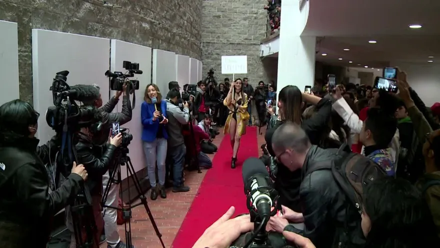 De guerrilleros de las FARC a diseñadores de moda, una apuesta de paz en Colombia