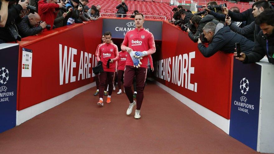 El Barcelona pisa Anfield sin el lesionado Dembelé