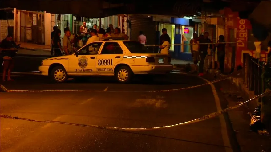 Autoridades investigan asesinato de un hombre en Veranillo