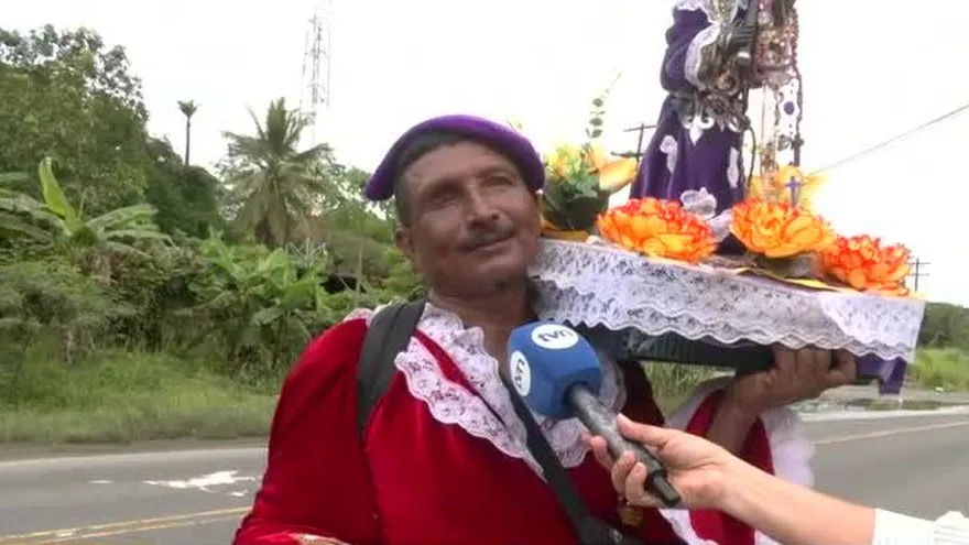 Peregrino camina desde Chiriquí hasta Portobelo para cumplir promesa al Cristo Negro