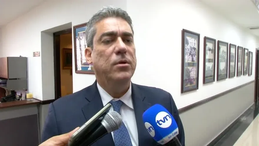 Toman medidas para solucionar desabastecimiento de medicamentos en el Santo Tomás