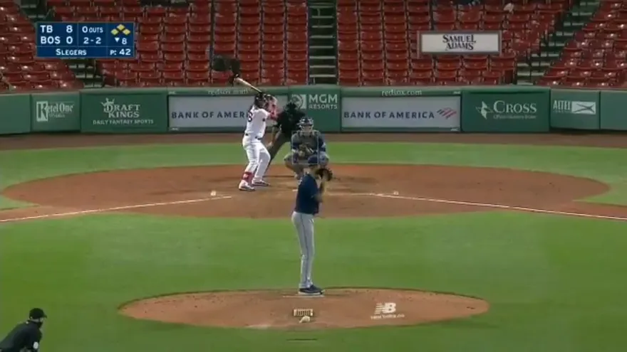 Sigue "On Fire" Jonathan Araúz con los Medias Rojas de Boston