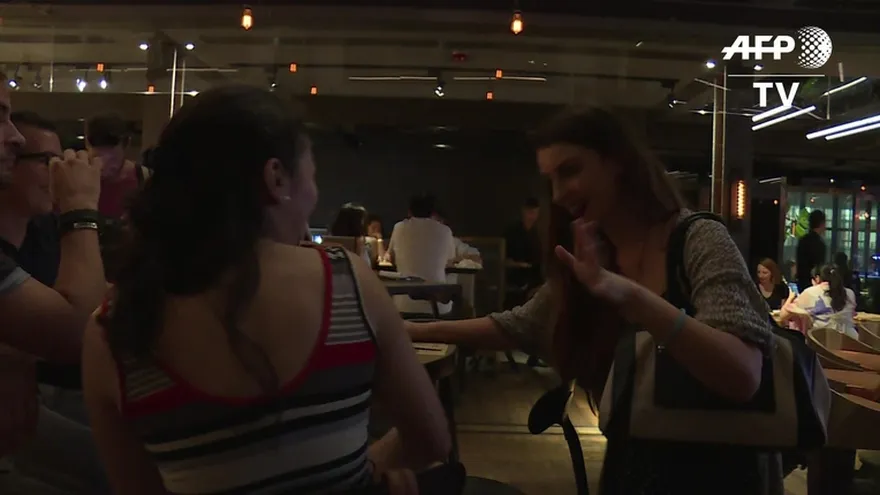 Citas de seis en Hong Kong