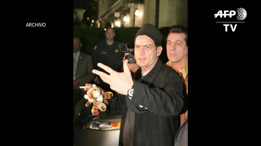 Charlie Sheen revelará que es VIH positivo según prensa EEUU