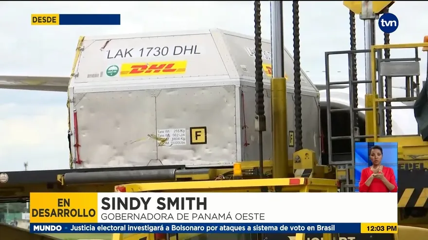 Arriba un nuevo cargamento de vacunas de Pfizer