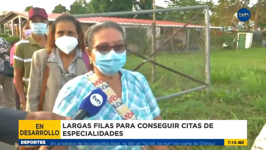 Largas filas en la policlínica de La Chorrera