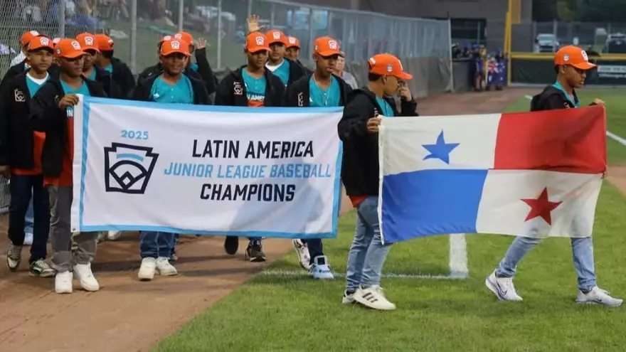 Equipo de Coclé (Antón), representante de Latinoamérica en la Serie Mundial de Béisbol Junior 2025