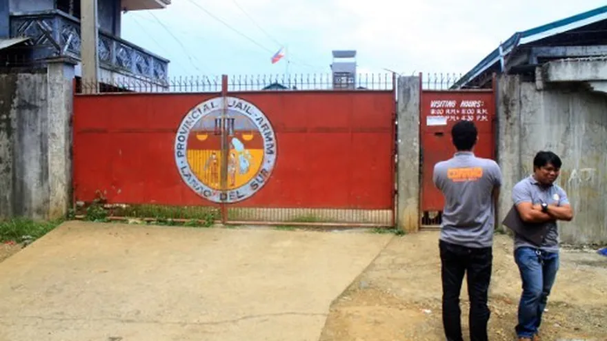 Entrada de la cárcel en la ciudad de Marawi, en Filipinas.