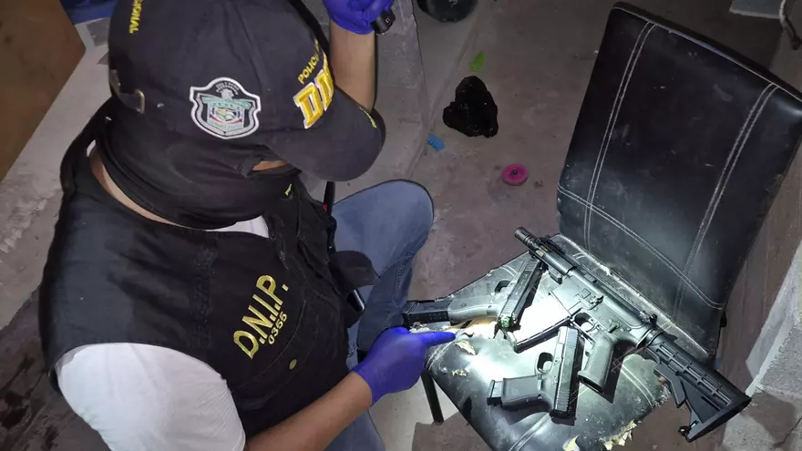 Ubican armas de fuego en El Crisol de Colón.