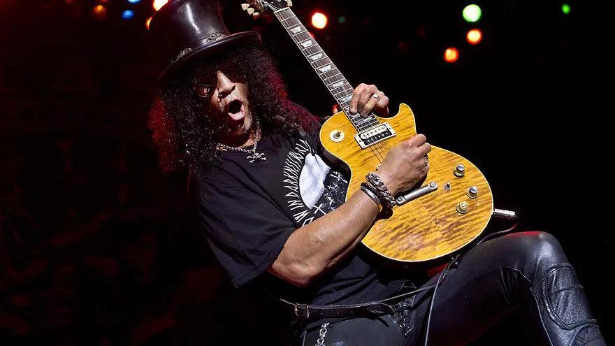 El guitarrista de la agrupación estadounidense Guns 'n Roses, Slash.