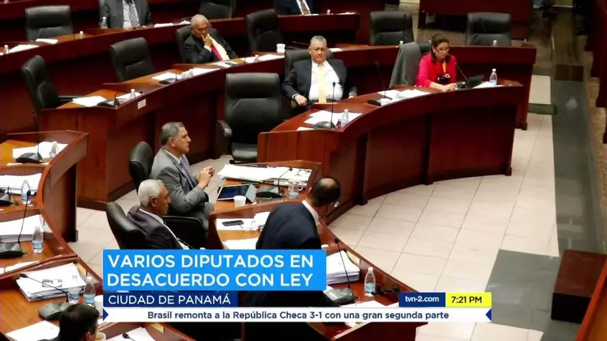 Cuestionan modificación a ley antitabaco en Panamá