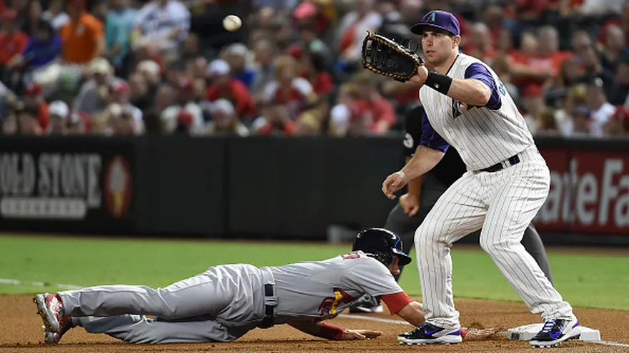 Carpenter y Goldschmidt.