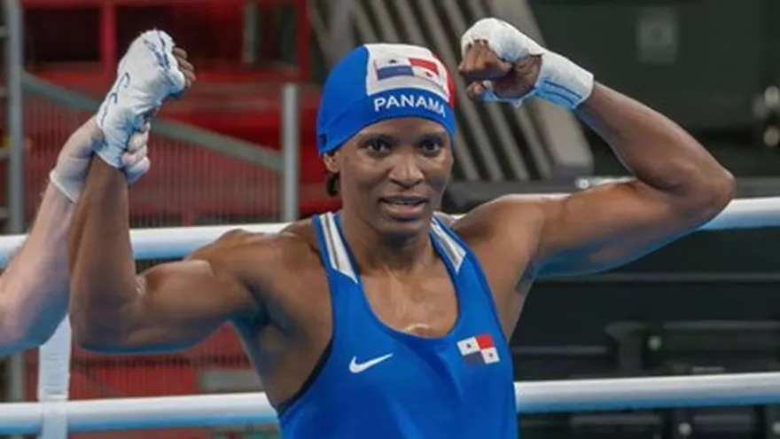 Atheyna Bylon regresa al ring con victoria