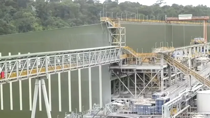 Ministro de Comercio se refiere a las conversaciones con Minera Panamá