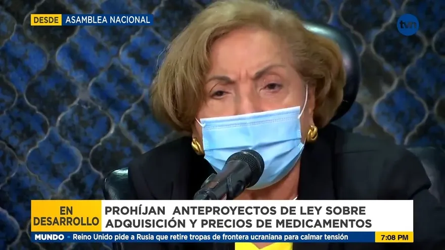 Acogen varios proyectos de ley relacionados a medicamentos