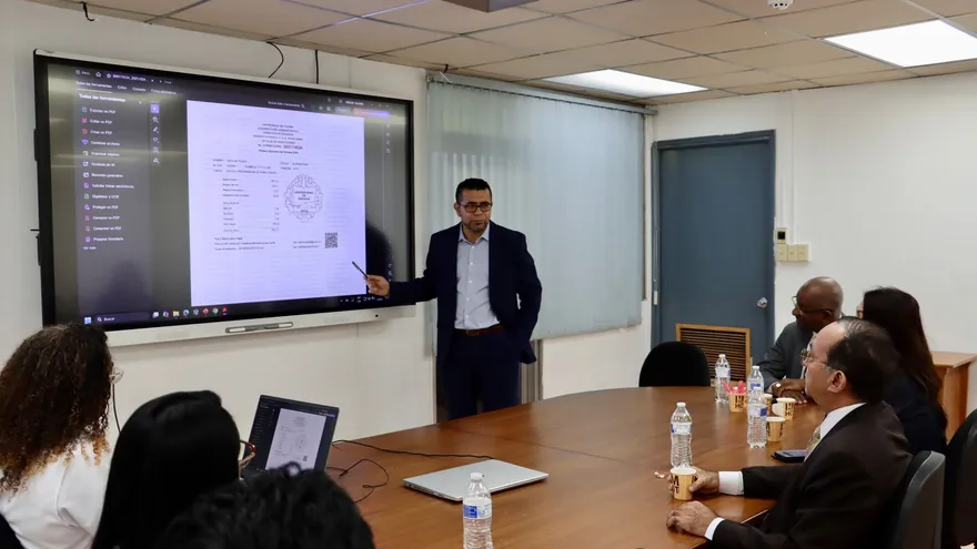 Universidad de Panamá implementaría diplomas electrónicos a partir del próximo año.