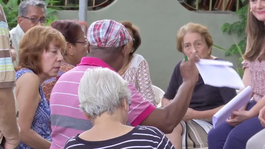 Construcción de edificio molesta a vecinos de Sara Sotillo