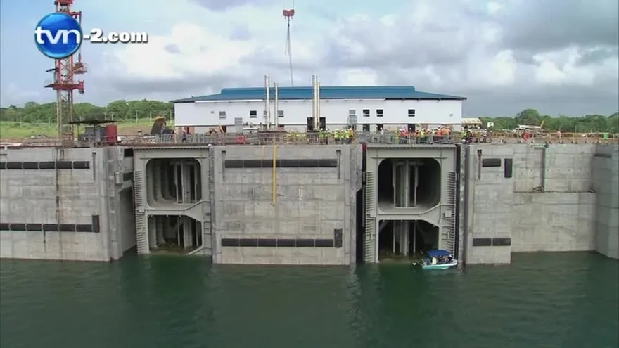 Canal de Panamá ampliado explora la posibilidad de nuevos negocios