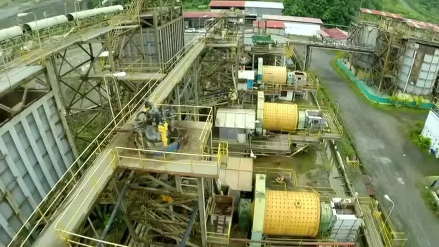 Inicia limpieza de tinas de minera Petaquilla