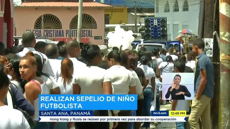 Realizan sepelio de menor que murió en Santa Ana