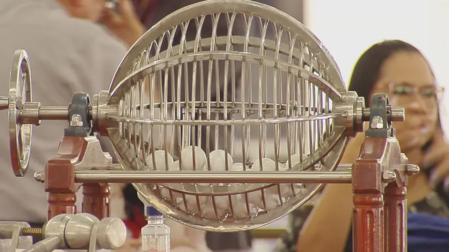 Ánfora de la Lotería Nacional