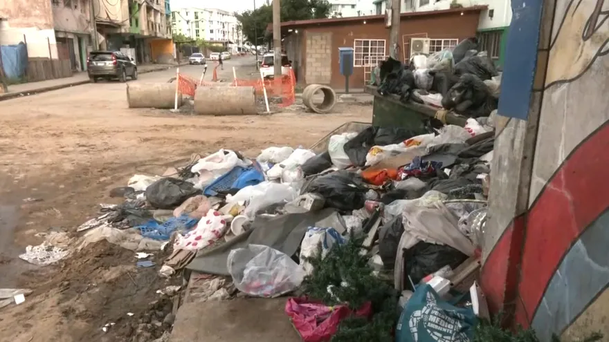 Reportan falta de recolección de basura en Barraza
