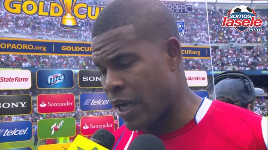 Aquí verás a Román Torres declarando luego de la final Copa oro 2013