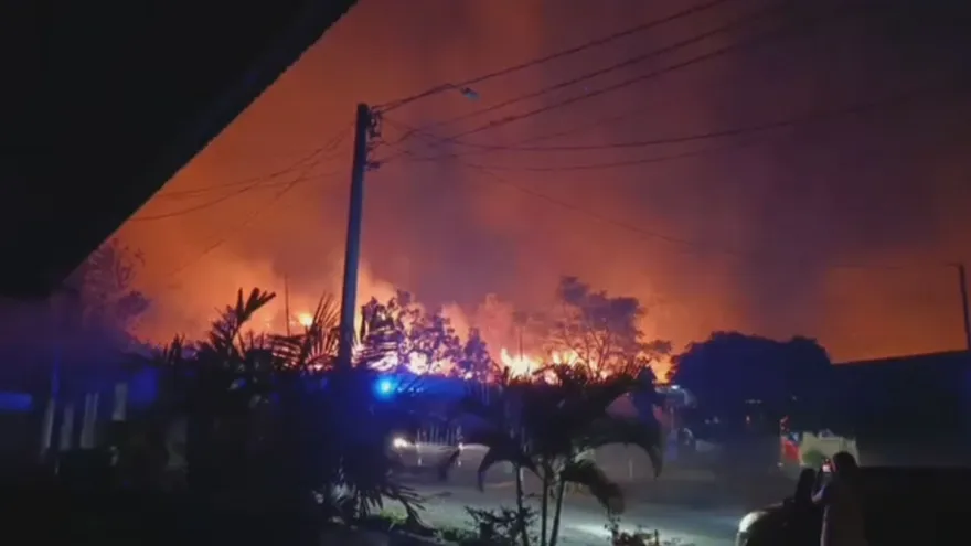 Incendio afecta una hectárea del cerro San Cristóbal en David